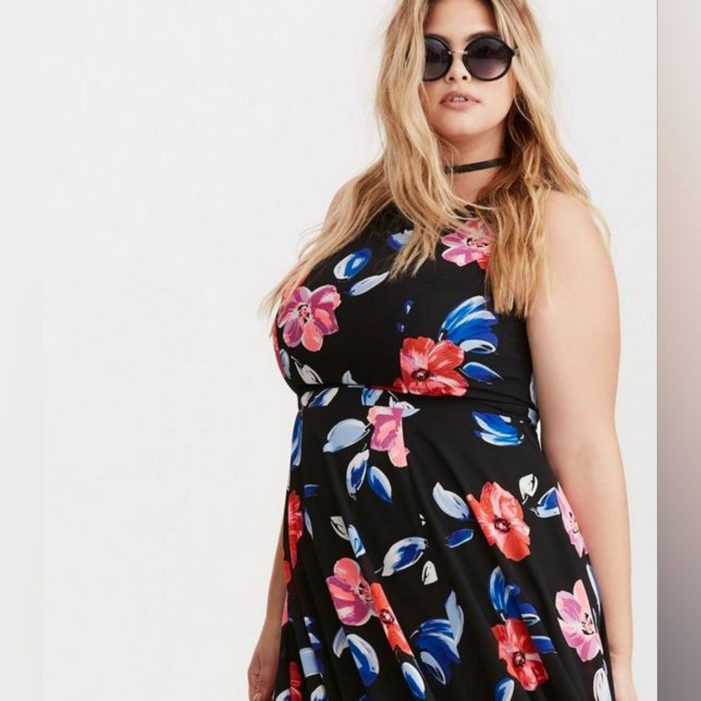 Torrid Floral Print Georgette High Neck Maxi Dress - Picture 5 of 8